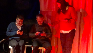 Photo de l'&eacute;quipe en jeu, compagnie professionnelle de th&eacute;&acirc;tre forum